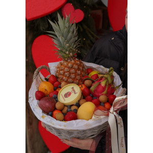 №44 Корзина фруктов с Franui 